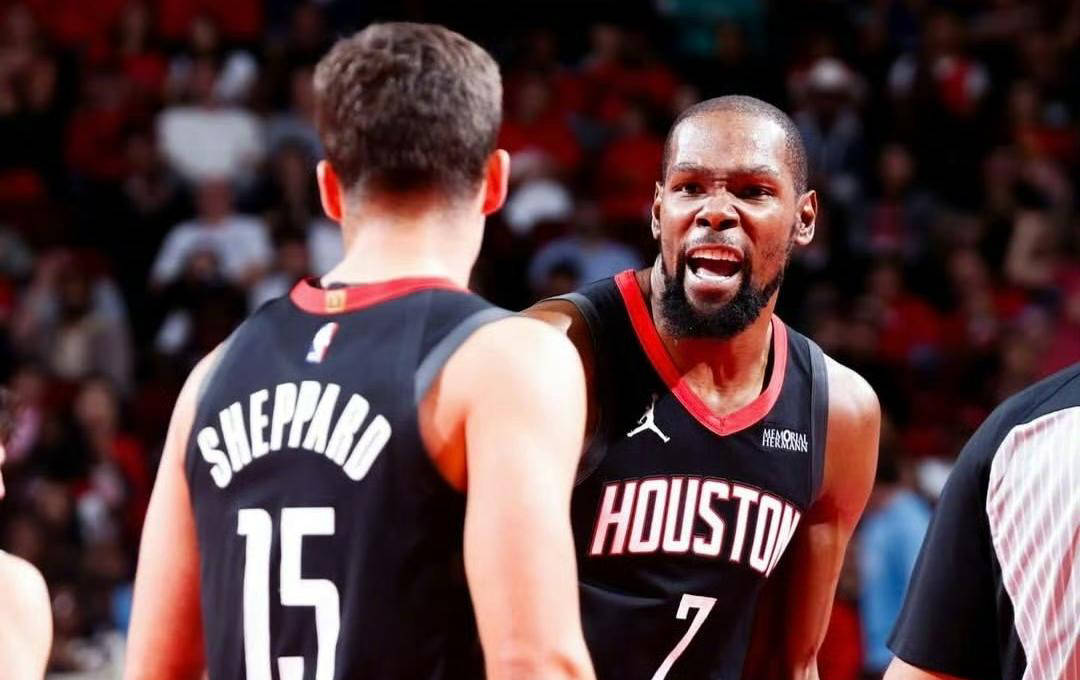 科莫主席：皇马有权回购尼科-帕斯，我们想尽可能长久留住他（科莫主席：皇马握有尼科-帕斯回购权，我们希望尽可能久留他）