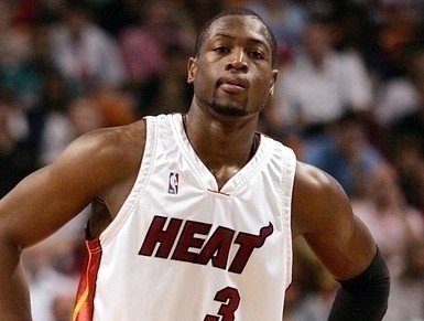 贺希宁：新帅凯利的篮球理念很先进，今晚战青岛先要做好防守（贺希宁称新帅凯利理念前瞻：今晚对阵青岛首要做好防守）