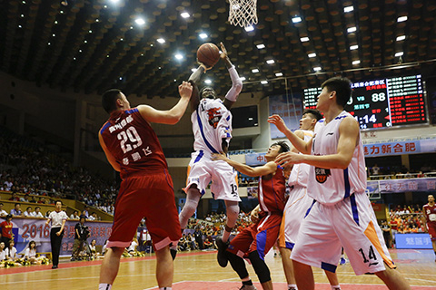 连续三场欧冠比赛进球的最年轻球员排名（欧冠连续三场破门的最年轻球员榜单）