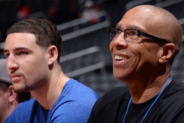 杨乐乐带儿子飞成都参加马术比赛，汪涵又缺席，沐沐露脸更像妈妈（杨乐乐陪儿子赴成都征战马术赛，汪涵再度缺席，沐沐近照越发像妈妈）