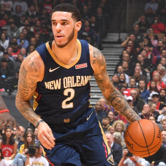 Shams：文班亚马预计将在马刺与雷霆的NBA杯半决赛复出（Shams：文班亚马有望在NBA杯半决赛马刺对雷霆一战中复出）